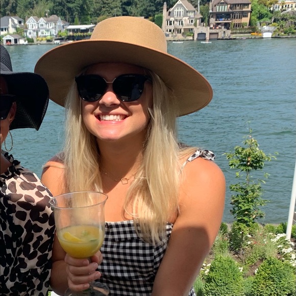 Prada SPR 17T Catwalk Sunglasses - Picture 6 of 6